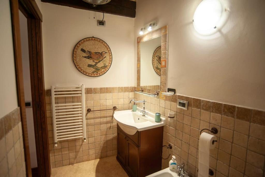 Appartement Casa Dell'Oliveto "Parcheggio Gratuito" à Narni Extérieur photo